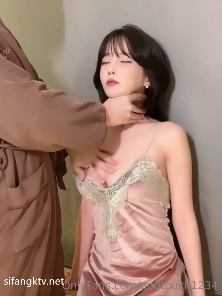 FAZM-007 【密着Dキス5P大乱交SEX】140cm台パイパン美少女レイヤー様が【全員ベロ舐め奉仕＆連続即